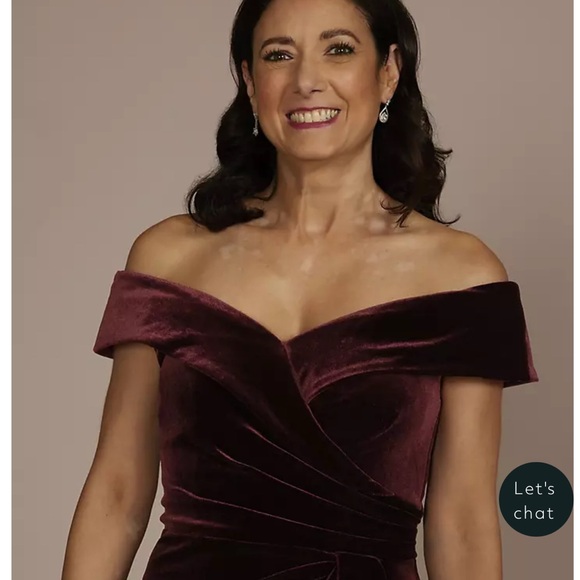 David’s Bridal OLEG CASSINI Velvet Off-the-Shoulder Sheath with Ruffle - Picture 4 of 9